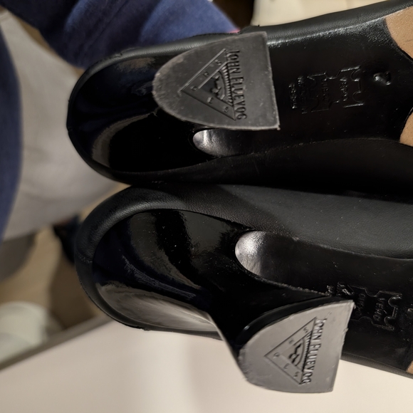 Black and Pink Heart Women's Shoes - Picture 10 of 11